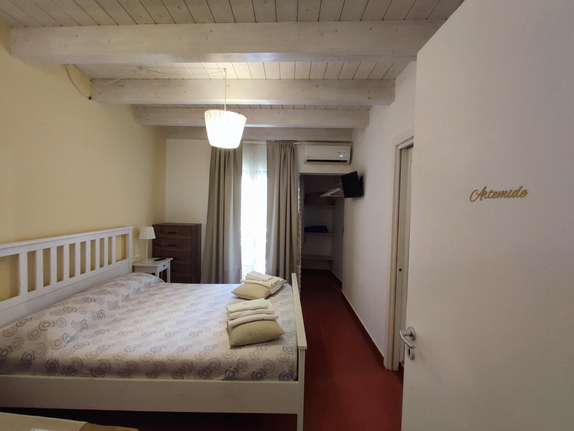 Yhomisus Bed and Breakfast Comiso Exteriör bild