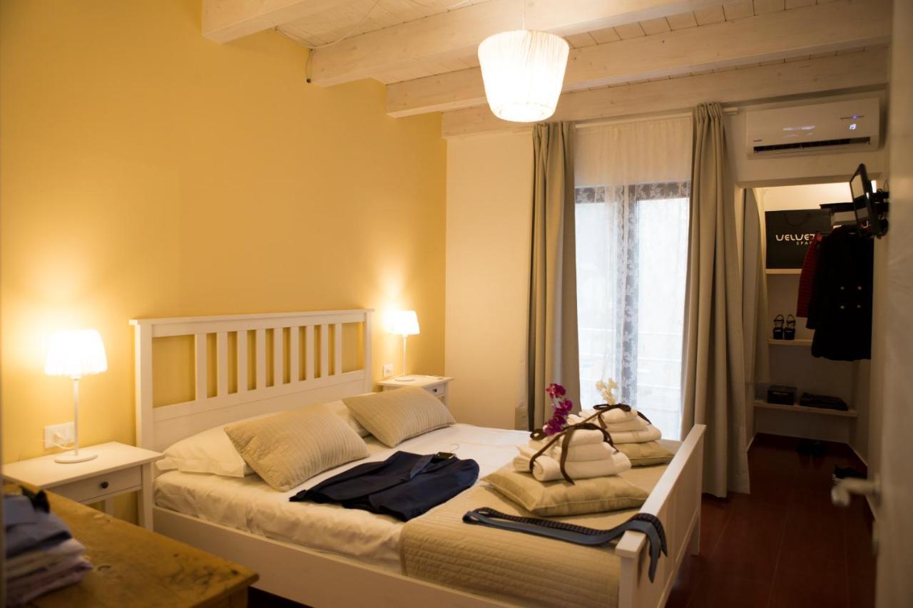 Yhomisus Bed and Breakfast Comiso Exteriör bild