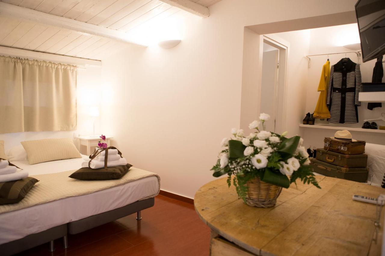 Yhomisus Bed and Breakfast Comiso Exteriör bild