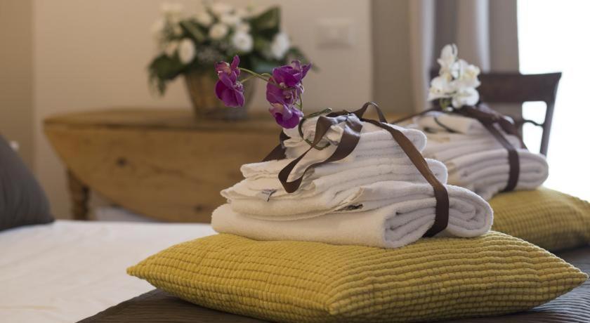 Yhomisus Bed and Breakfast Comiso Exteriör bild