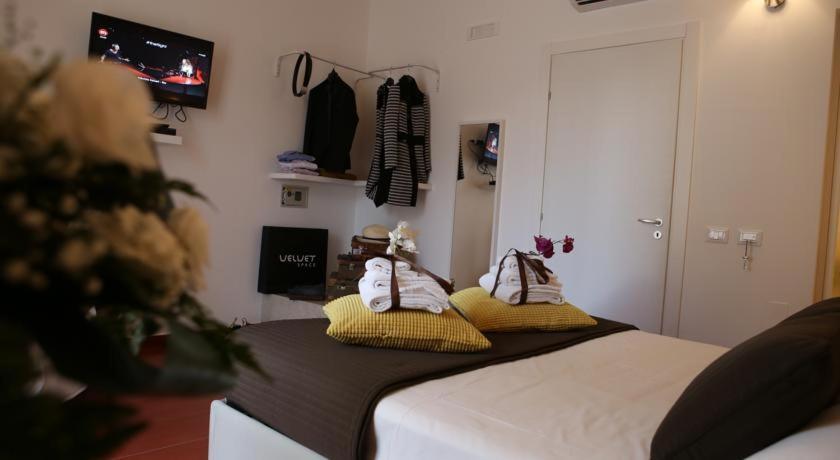 Yhomisus Bed and Breakfast Comiso Exteriör bild