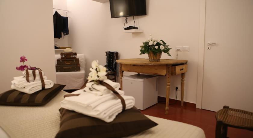 Yhomisus Bed and Breakfast Comiso Exteriör bild